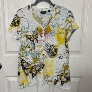 Onque Casuals Y2K Butterfly White Yellow jeweled Vneck short sleeve Tee size S